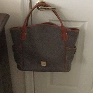 Dooney & Bourke